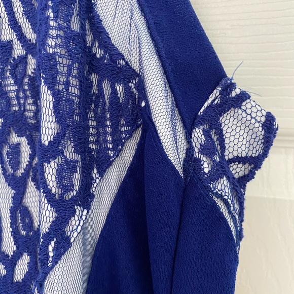 Very pretty dress!! - Picture 4 of 10